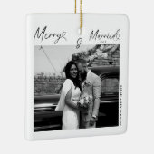 Merry and Married Pas getrouwd script voor kerst Keramisch Ornament (Rechts)