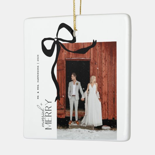 Merry and Married Script 2 Photos Christmas Bow Keramisch Ornament (Links)