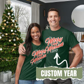 Merry and Married Script Custom Year rood en groen T-shirt