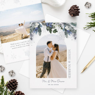 Merry and Married Silver Blue Winter Floral Folie Feestdagenkaart