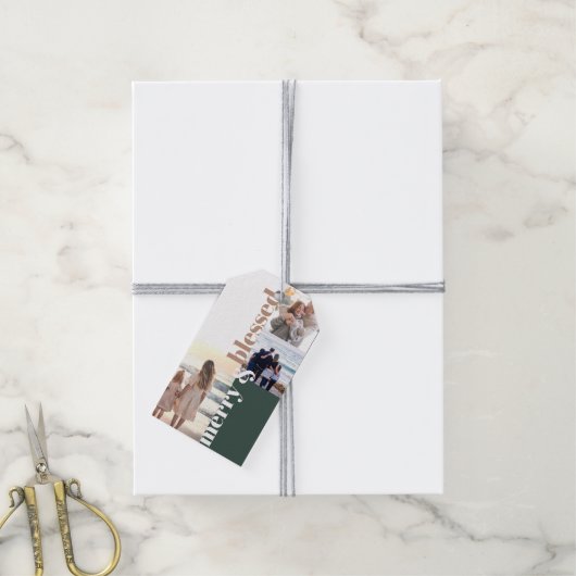 Merry & Blessed Family Christmas Photo Green Cadeaulabel (Met Touw)