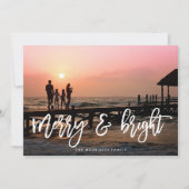 Merry & Bright Brush Letterde foto Feestdagenkaart (Voorkant)