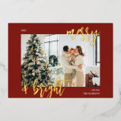 Merry Bright Brush Script Photo Red Folie Feestdagenkaart (Voorkant)