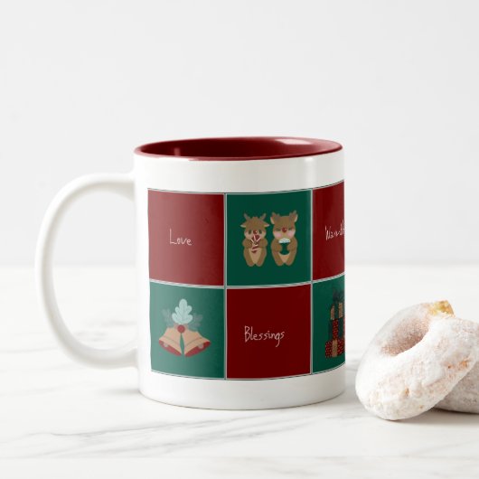 Merry & Bright Christmas Coffee Mug Tweekleurige Koffiemok (Met donut)