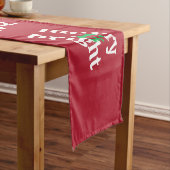 "Merry & Bright" Crimson Red Table Runner Korte Tafelloper (Voorbeeld)