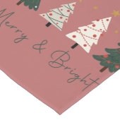 "Merry & Bright" Kerstboom Lange Tafelloper (Hoek)