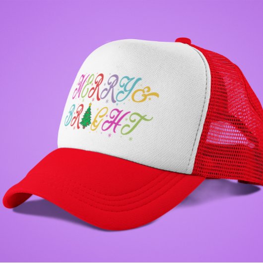 Merry & Bright Kleurrijke Kerstboom Vrouwen Trucker Pet