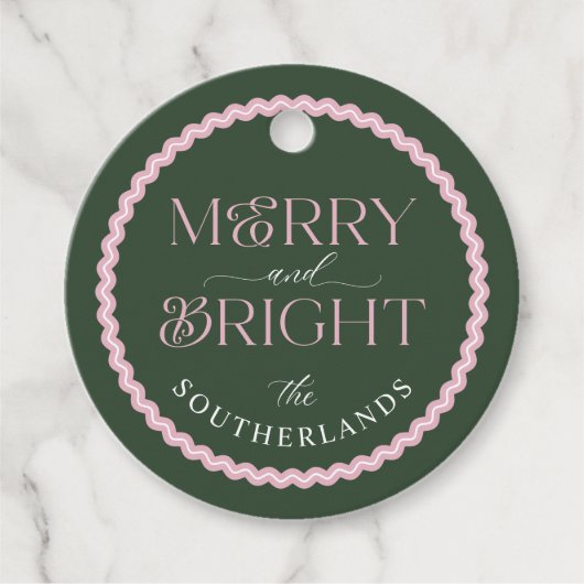 Merry & Bright Modern Groen Roze Retro Wavy Foto Bedankjes Labels (Voorkant)
