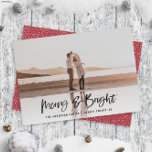 Merry & Bright modern, minimale fotokerst Feestdagenkaart<br><div class="desc">Merry & Bright modern fotokerstkaartje. Modern ontwerp voor zwarte en witte feestdagen. De tekst van het manuscript met een moderne rand. Met de hand geschilderde polka stip spotty backer. Verander de backerkleur om aan te passen.</div>