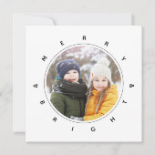 Merry & Bright Moderne Photo Simple Holiday Card Aankondiging (Voorkant)