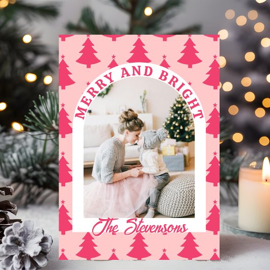Merry & Bright Pink Retro Arch Photo Christmas Feestdagenkaart