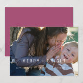 Merry & Bright: trendy moderne kerstfotokaart Feestdagenkaart (Voorkant / Achterkant)