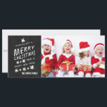MERRY CHALKBOARD | HOLIDAIRE FOTOKAART FEESTDAGENKAART<br><div class="desc">ZWARTE CHALKBOARD HOLIDAY GREETING FOTO KAART. Fun chalk font used on a black chalkboard effect background. "Ik wens u een prettig kerstfeest en een gelukkig nieuwjaar". Personaliseer je jouw naam en familiefoto. Elke Clarke© voor Monogram Gallery. Neem voor een ander gezegde contact op met de winkel of luxuryweddinginvitations@gmail.com.</div>