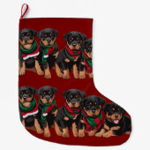 Merry Chrismutts Rottweiler Puppies dragen sjaal Grote Kerstsok (Voorkant)