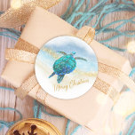 Merry Christmas Beach Kustschildpad Zee Ronde Sticker<br><div class="desc">Deze Kerst stickers zijn ideaal voor envelopzegels, gunsten en geschenken, en hebben een waterverf turquoise zeeen schildpad op een abstracte achtergrond met een faux gouden glitter, sprankelende golf en gouden Merry Christmas. Bekijk het collectie voor meer overeenkomende producten of neem contact met me op via Zazzle Chat als je iets...</div>