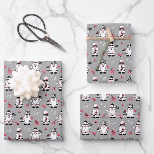 MERRY CHRISTMAS | Cute Winter Holly Gnomes Inpakpapier Vel (Voorkant)