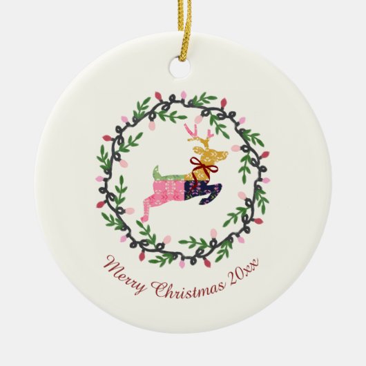 Merry Christmas Deer with Wreath Customize Keramisch Ornament (Voorkant)