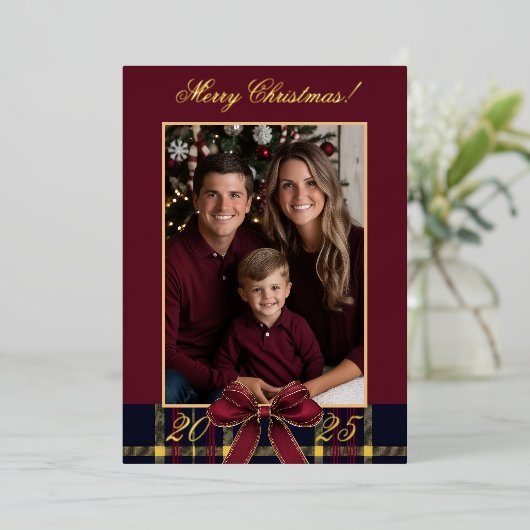 Merry Christmas family Photo Plaid Christmas Card Folie Uitnodiging (Staand Voorkant)