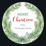 Merry Christmas Gepersonaliseerde Script Gift Stic Ronde Sticker<br><div class="desc">Deze sticker heeft een waterverf kerstkrans met bessen en een groen en rood script lettertype. Perfect voor uw kerstkaarten,  of voor geschenken / verpakking.</div>