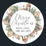Merry Christmas Gift Label Rustieke Neutrale Stick<br><div class="desc">Vrolijke Kerst Ronde Gift Sticker Labels met groen en neutrale huizen en cadeau graphics. Dit rustieke kerstcadeau label is de perfecte finishing touch om dit jaar toe te voegen aan uw kerstcadeaus.</div>