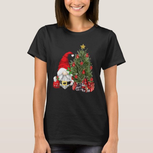 Merry Christmas  Gnome With Christmas Tree Xmas T-shirt (Voorkant)
