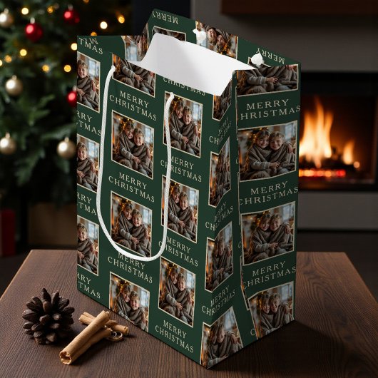 Merry Christmas Green Photo Holiday Medium Cadeauzakje