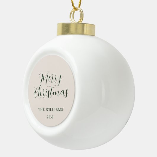 Merry Christmas Modern Script Beige Groen Keramische Bal Ornament (Rechts)