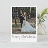 Merry Christmas Newlywed Photo Light Gray Text Feestdagenkaart (Staand voorkant)