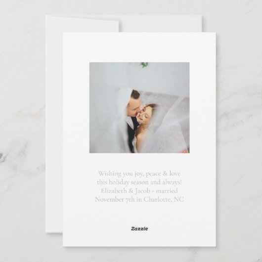 Merry Christmas Newlywed Photo Light Gray Text Feestdagenkaart (Achterkant)