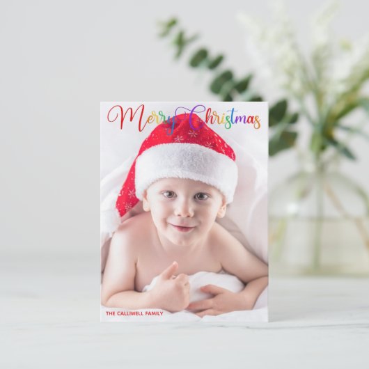 Merry Christmas Rainbow Script Overlay Foto Feestdagenkaart (Staand voorkant)