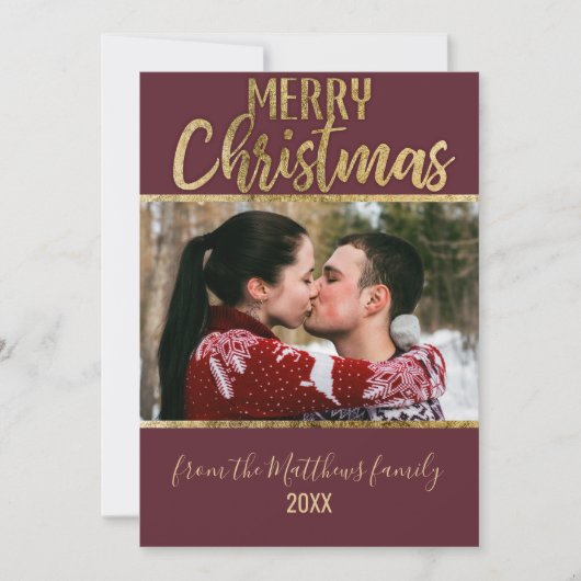 Merry Christmas Red Bourgogne Gold Typografie Foto Feestdagenkaart (Voorkant)