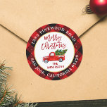 Merry Christmas Truck Rood Plaid Retouradres Ronde Sticker<br><div class="desc">Verbeter uw vakantiegroeten met deze Merry Christmas Truck Red Plaid Retouradres Ronde Stickers. De combinatie van de feestelijke rode truck en het gezellige geruite patroon creëer is een charmant en uitnodigend design. Deze stickers zijn ideaal voor het afdichten van enveloppen voor kerstkaarten, het versturen van warme wensen of het versieren...</div>