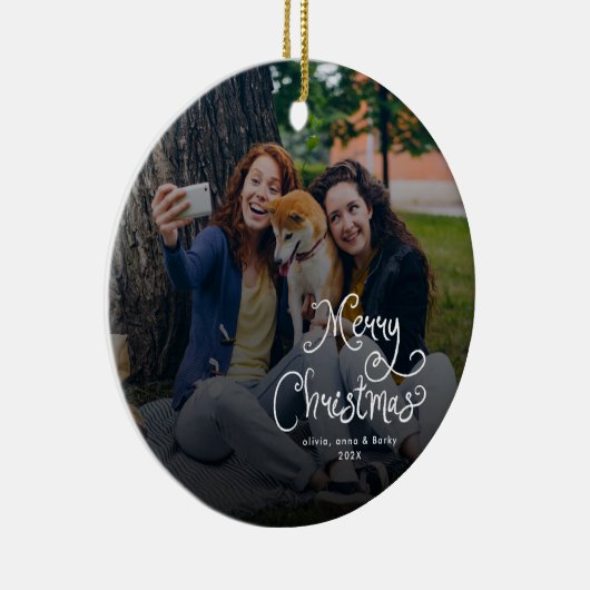 Merry Christmas Whimsical Script Family Photo Dog Keramisch Ornament (Rechts)