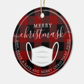 Merry Christmask Red Plaid quarantainemasker Keramisch Ornament (Links)