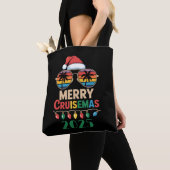 Merry Cruisemas 2025 Personalized Xmas Cruise Tote Bag (Dichtbij)