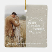 Merry en bijna gehuwd sparen de Datumsleutel Keramisch Ornament (Achterkant)