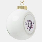 Merry en bright - Bourgogne Keramische Bal Ornament (Links)