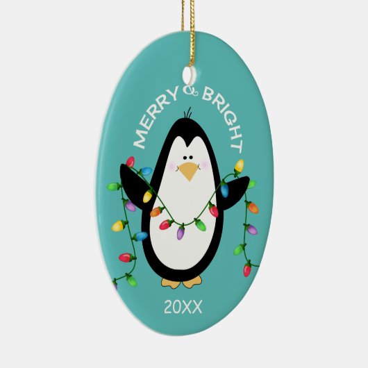 Merry en Bright Kerstmis Penguin Fun Blue Oval Keramisch Ornament (Rechts)