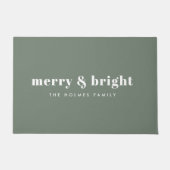 Merry en Bright | Moderne minimale kerstgroen Deurmat (Voorkant)