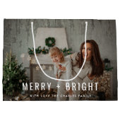 Merry en Bright | Moderne stijlvolle kerstfoto Groot Cadeauzakje (Achterkant)
