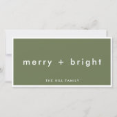 Merry en Bright | Trendy Moss Green Kerstmis Feestdagenkaart (Voorkant)