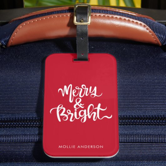 Merry en Bright Typography Script Rood Bagagelabel (Voorkant Insitu 2)