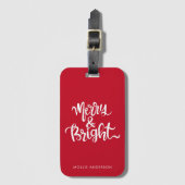 Merry en Bright Typography Script Rood Bagagelabel (Voorkant (verticaal))