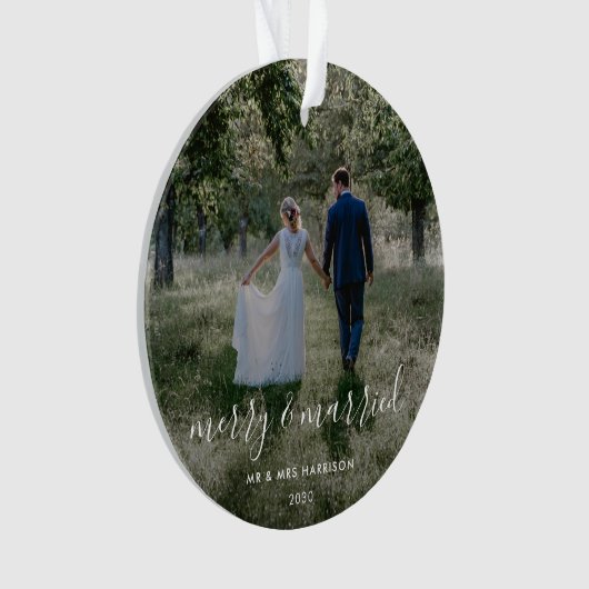 Merry en getrouwd | Kerstfoto Newleyweds Ornament (voorkant)