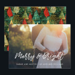 Merry en helder moderne typografie foto feestdagenkaart<br><div class="desc">Merry en helder! Een moderne en stijlvolle typografie voor deze aanpasbare verzameling kerstfoto's.</div>