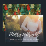 Merry en helder moderne typografie foto feestdagenkaart<br><div class="desc">Merry en helder! Een moderne en stijlvolle typografie voor deze aanpasbare verzameling kerstfoto's.</div>