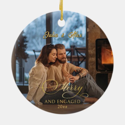 Merry & Engaged 2 Foto Verloving Aankondiging Keramisch Ornament (Achterkant)