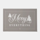 Merry Everything Grey Pine Trees Familie Monogram Deurmat (Voorkant)