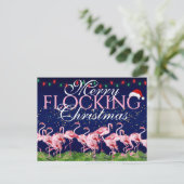 Merry Flocking Kerstroze Flamingo Feestdagenkaart (Staand voorkant)