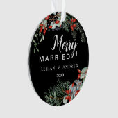 Merry Getrouwd Holly Greenery Kerst Zwart Ornament (voorkant)